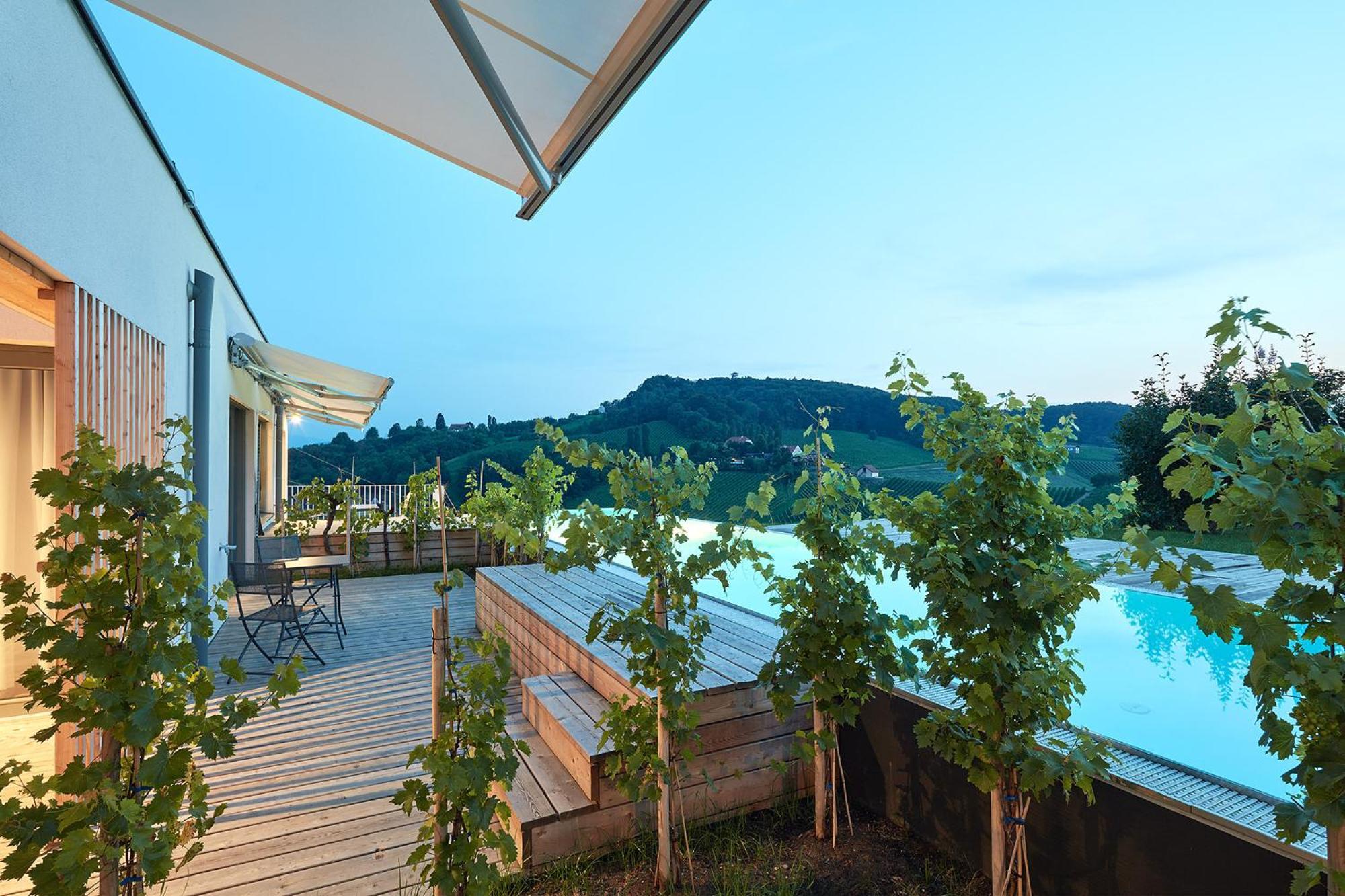 Hideaway An Der Weinstrasse - Pool & Sauna - Apartments Anderlage Spielfeld Exterior foto